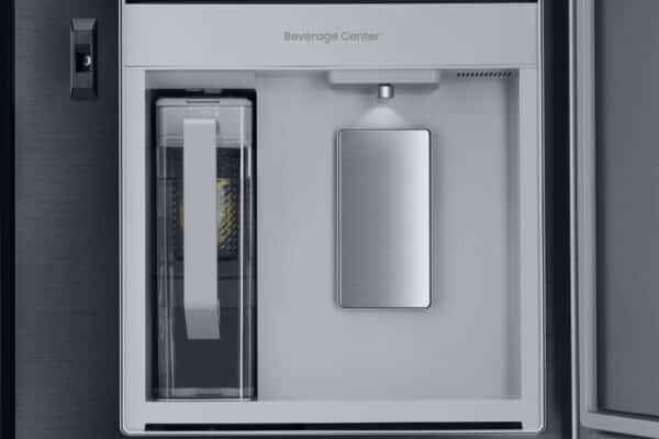 Samsung RH69CG892DS9EF American Fridge Freezer with Beverage Center™ - Image 6