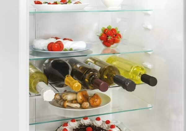 Candy CBT3518FW Fresco Total No Frost Class F 248L Built-In Fridge-Freezer - Image 4