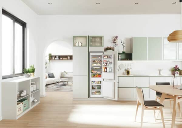 Candy CBT3518EW No Frost Wi-Fi Class E 248L Built-In Fridge-Freezer - Image 8