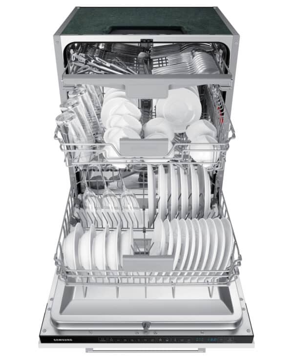 Samsung DW60CG550I00ET Series 5 Built-in Dishwasher with Kitchen Fit™ Sliding Hinge - Image 3