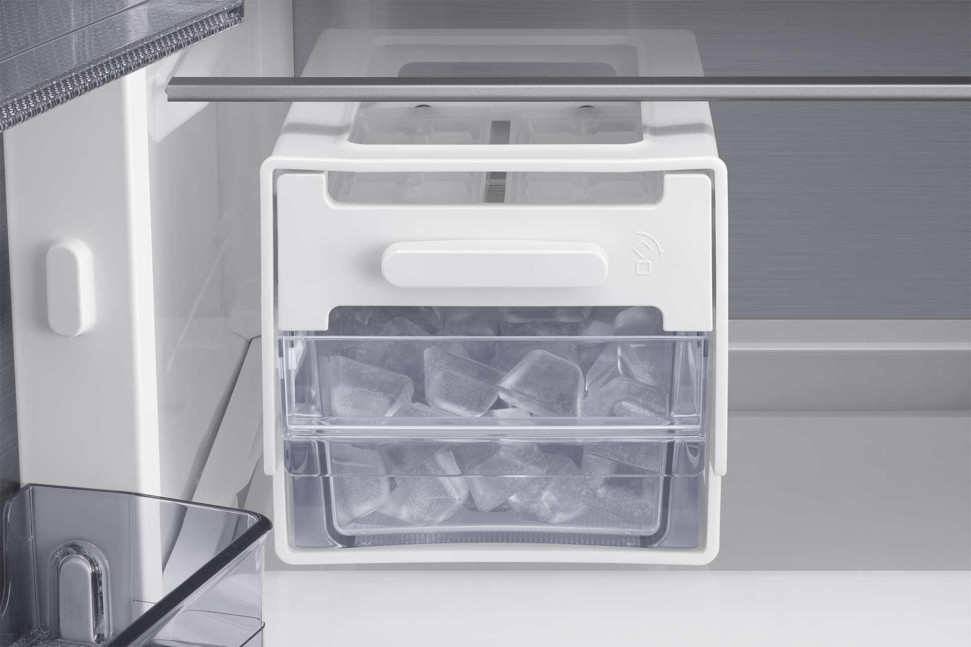 Samsung RZ70H32HDTEF Bespoke AI 323L Free-Standing Upright Freezer - Image 9